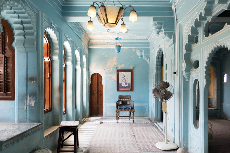 etnicheskie motivy v dizayne indiyskih remney istoriya simvolika i sovremennye tendentsii