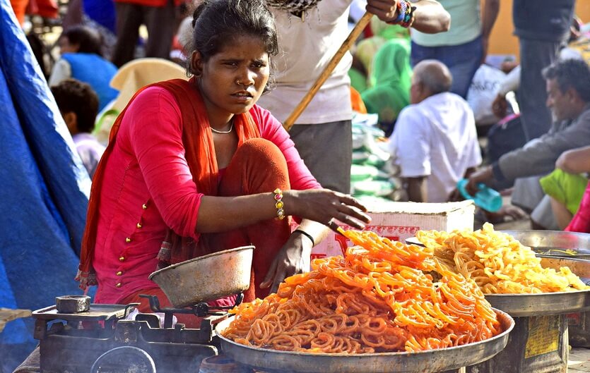 gastronomicheskoe puteshestvie v mir indiyskih sladostey ot traditsiy k sovremennosti