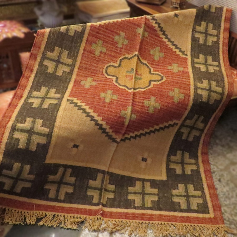 indiyskie kovry iskusstvo istoriya i sovremennyy dizayn